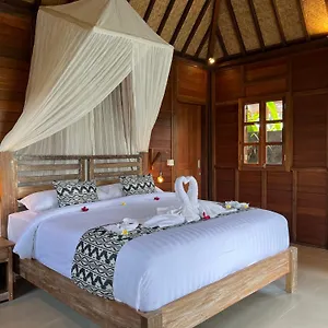  Villa Eka Wood Indonesien