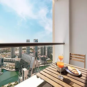 luxury-beachfront-2bd-apt-shams-jbr.dubaihotelsoffers.com/